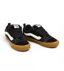 27219945_replace-vans-premium-knu-skool-vn0009qcb9m1blackgum_1_p.jpg