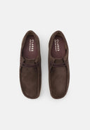 27365683_replace-clarks-wallabee-26156606black-leather_3_p.jpg