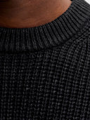 29646672_ai-2025-jackjones-12286911-bleeckerblack_4_p.jpg