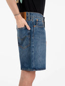 29975012_pe-2026-levis-a8461-0006-468-loose-shortspicnic-friends-short_2_p.jpg