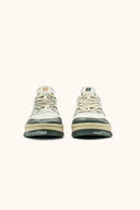 3899114_pe-2024-foamers-f6027off-white-silver-black_2_p.jpg