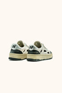 3899114_pe-2024-foamers-f6027off-white-silver-black_4_p.jpg