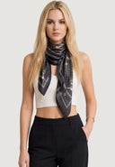 4623906_ai-2026-guess-aw5532-vis03-bla.jpg