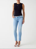 502119_ai-2026-guess-w6yaj2-d1581tmlt.jpg