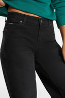 5031725_ai-2026-guess-jeans-w4ba0y-d5e83gjuv_5_p.jpg