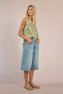6518420_pe-2026-molly-bracken-es194eelight-denim_3_p.jpg