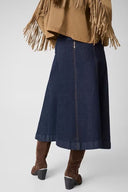 6537520_ai-2026-guess-w6yd03-d1348tcdl_1_p.jpg