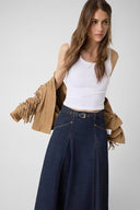 6537520_ai-2026-guess-w6yd03-d1348tcdl_4_p.jpg