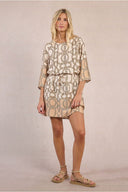 7100531_pe-2026-molly-bracken-p1859epoffwhite.jpg