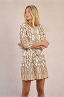 7100531_pe-2026-molly-bracken-p1859epoffwhite_3_p.jpg
