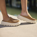 7787345_pe-2026-hey-dude-45165-austin-edge-leather265-tan_6_p.jpg