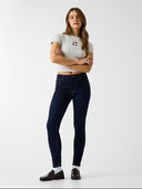 8401383_ai-2026-guess-jeans-w5ya92-d7041i4ir_3_p.jpg