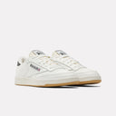 9909377_pe-2026-reebok-ltd-100233953-club-c-85-vintage953-chalkblackgum_3_p.jpg