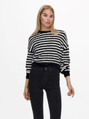 9963811_replace-only-15235973-piumoblackw-egret-stripes.jpg